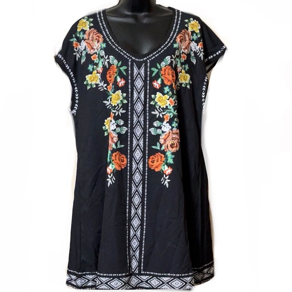 SHEIN Dresses & Skirts - 🌺SHEIN Floral Print Dress🌺